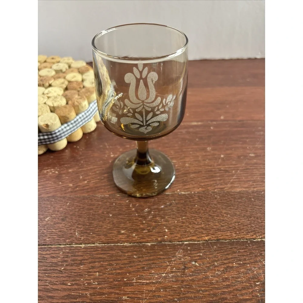 Pfaltzgraff Village Brown 6 oz‎ Wine Glass Water Stem Goblet 5-1/4